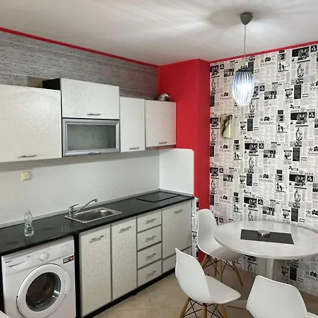 One-bedroom Stella In Avenue Complex Apartmán *